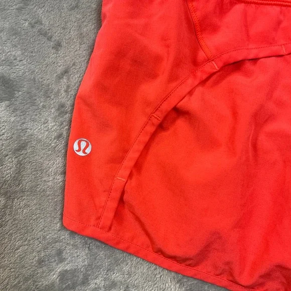 Lululemon Shorts Women's Size 6 Speed Up Coral Navy Stripe Athletic Running - Picture 4 of 6